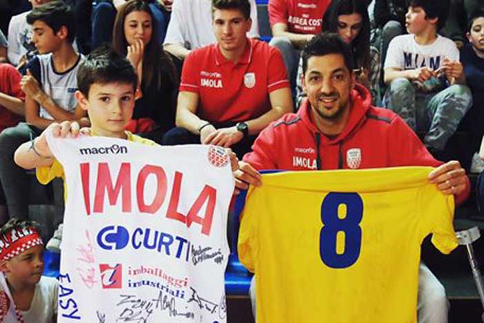 Gemellaggio basket-calcio tra Imola e A.C. Dozzese